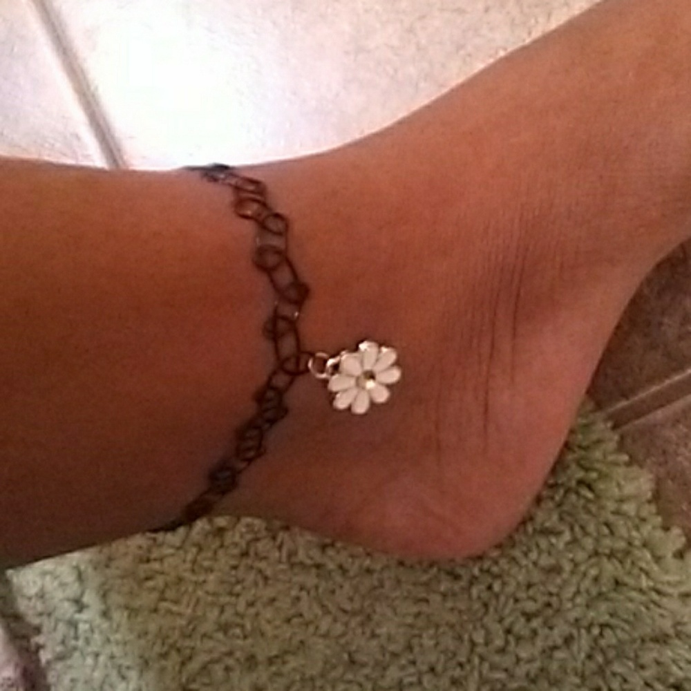 Choker anklet
